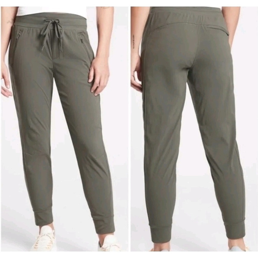 Athleta Trekkie North Jogger Hiking Olive Green Pants Size 2,‎ Zip Pock